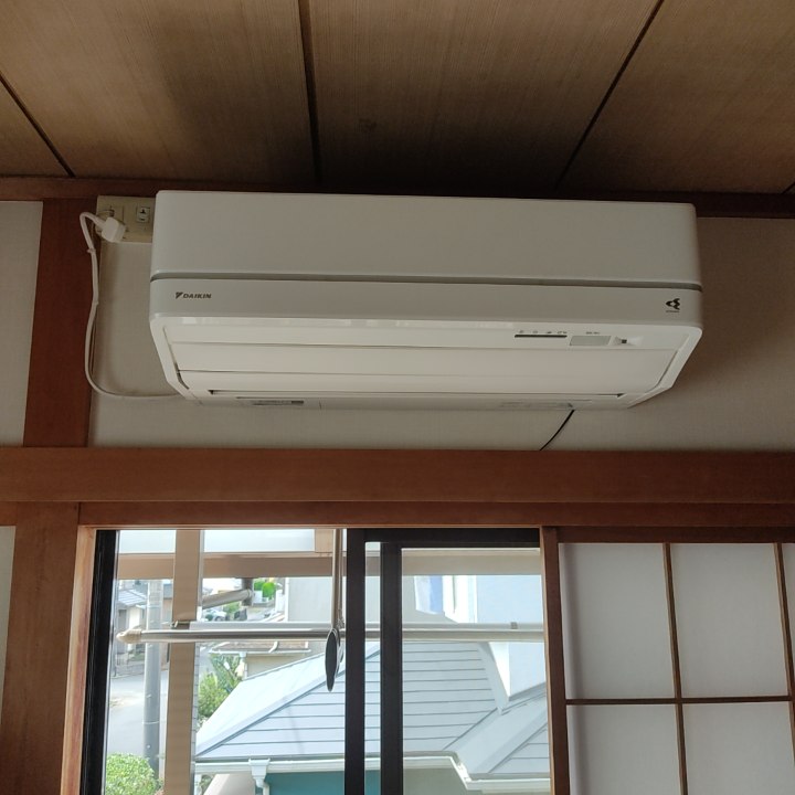 エアコンの「自動お掃除機能」があればクリーニングは不要？プロが正直に答えます｜八街市・成田市のすぎやま美工