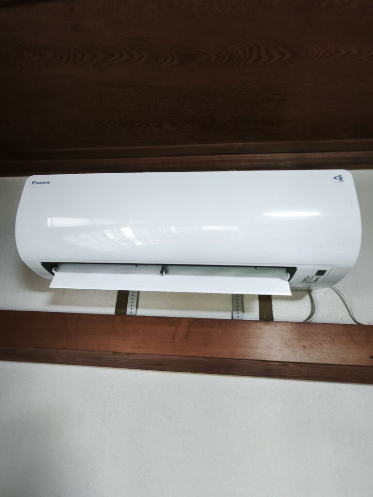 【施工事例】千葉市のエアコンクリーニング｜ダイキンAN25WES-W（2019年製）ファン取り外し分解洗浄