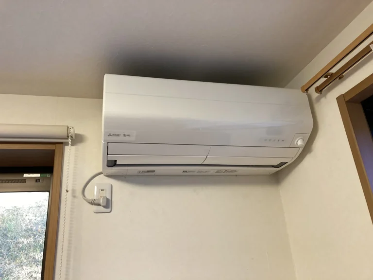 【施工事例】三菱エアコン（MSZ-ZW9021S-W・2021年製）をクリーニング｜佐倉市のエアコンクリーニングすぎやま美工